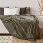Utopia Bedding Fleece Blanket Twin Size Brown 300GSM Luxury Fuzzy Soft Anti-Static Microfiber Bed Blanket (90×66 Inches)