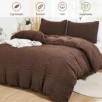 AveLom Seersucker Duvet Cover Set Queen Size (90 x 90 inches), 3 Pieces (1 Duvet Cover, 2 Pillow Cases), Brown Ultra Soft Washed Microfiber, Textured Duvet Cover with Zipper Closure, Corner Ties