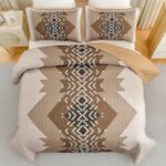 Dintszyayue Boho Queen Size Quilt Set,3 Pieces Aztec Texture Bedding Coverlet Set Brown Bedspread Coverlet Set Soft Microfiber Bed Cover Bohemian Lightweight Bedding Set for All Season(Brown,90″x96″)